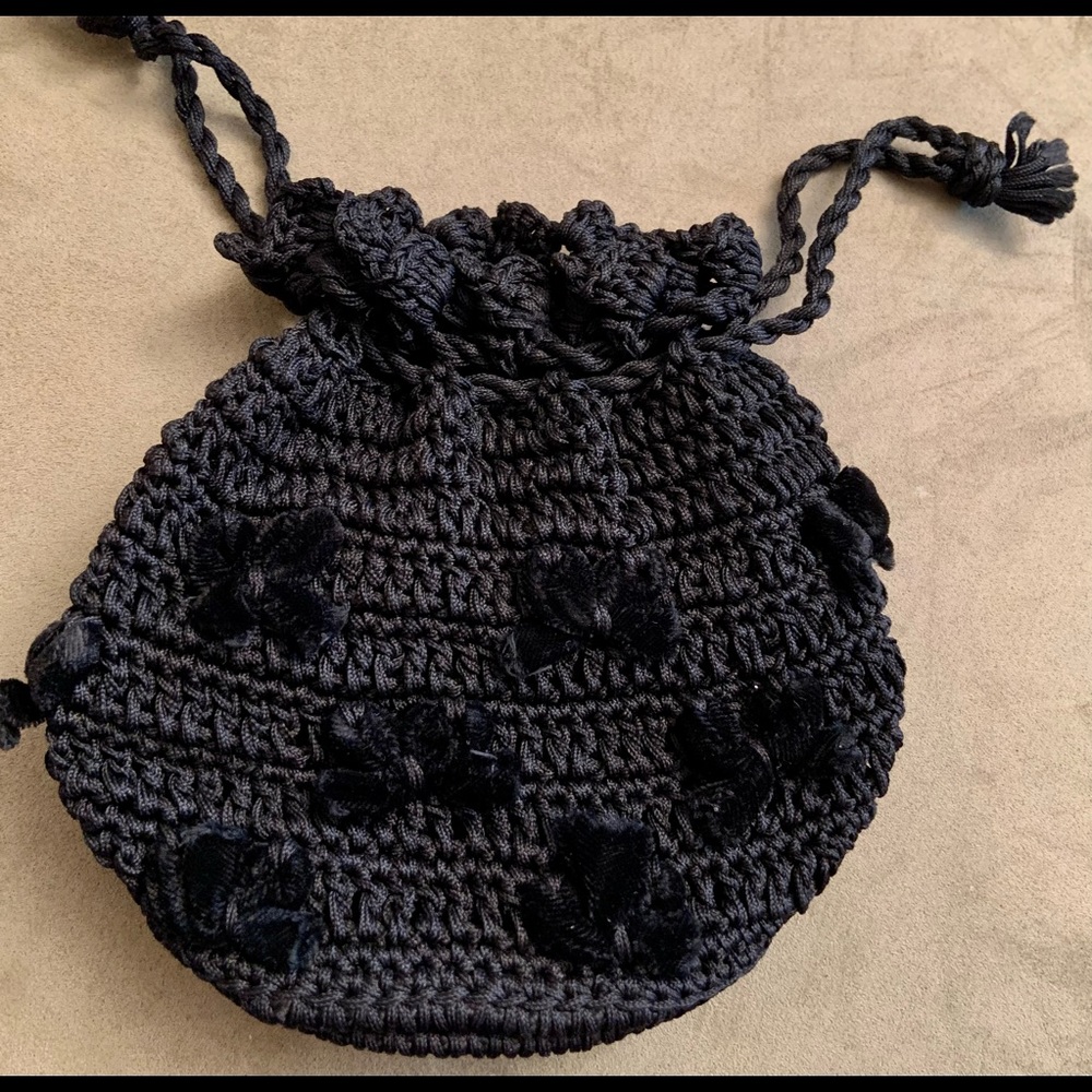 VTG Velvet Flowers on Crocheted Black Drawstring Woven Bag
